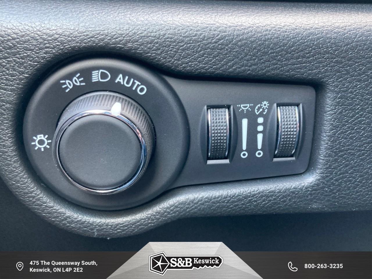 2026 Chrysler Grand Caravan SXT Front-Wheel Drive Passenger Van Photo
