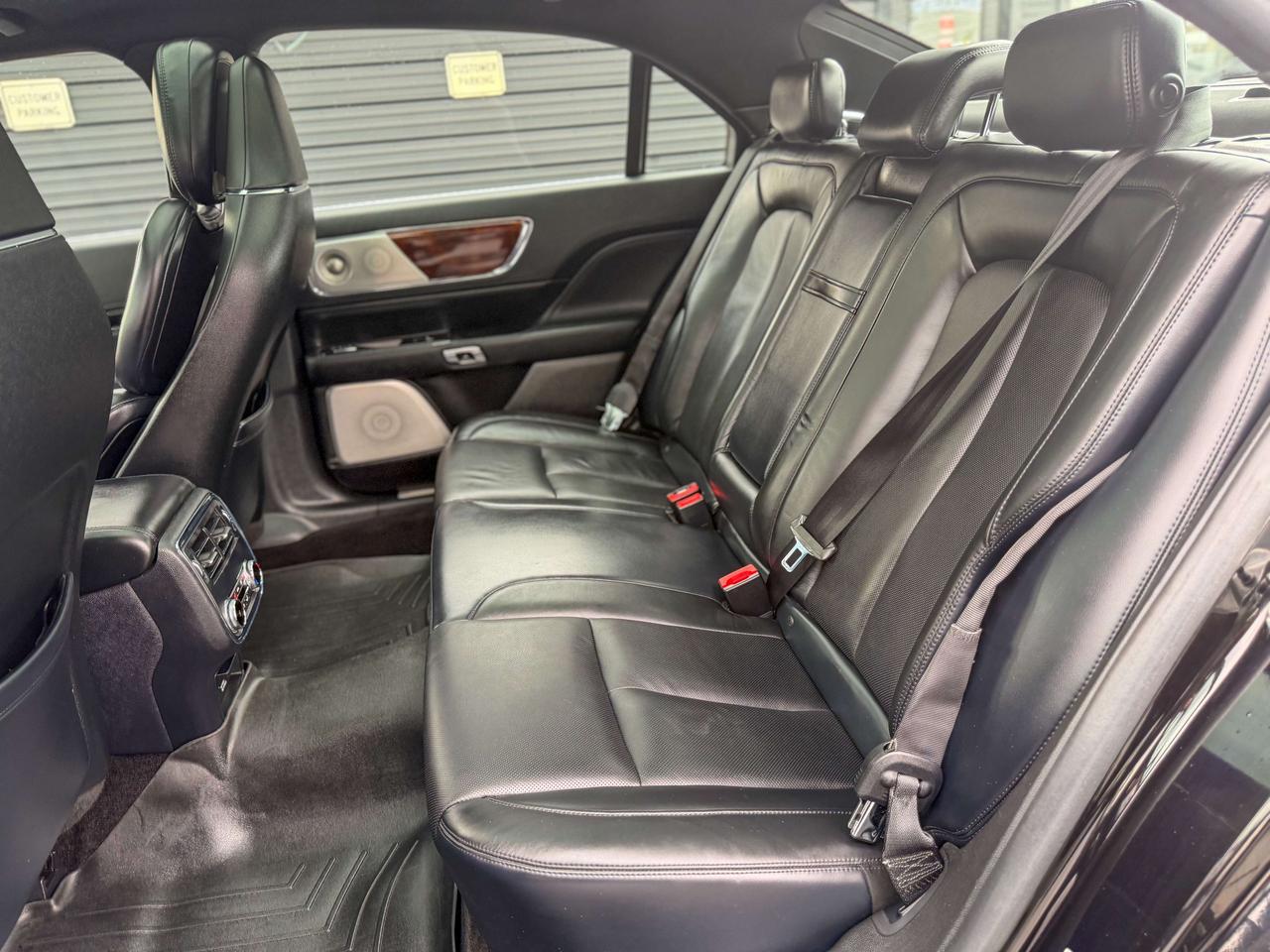 2017 Lincoln Continental Reserve/NAVI/BSM/REMOTE/360 CAMERA/PANO/LOW KM/3L Photo