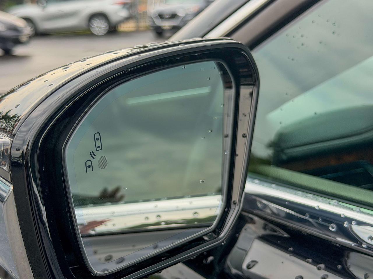 2017 Lincoln Continental Reserve/NAVI/BSM/REMOTE/360 CAMERA/PANO/LOW KM/3L Photo