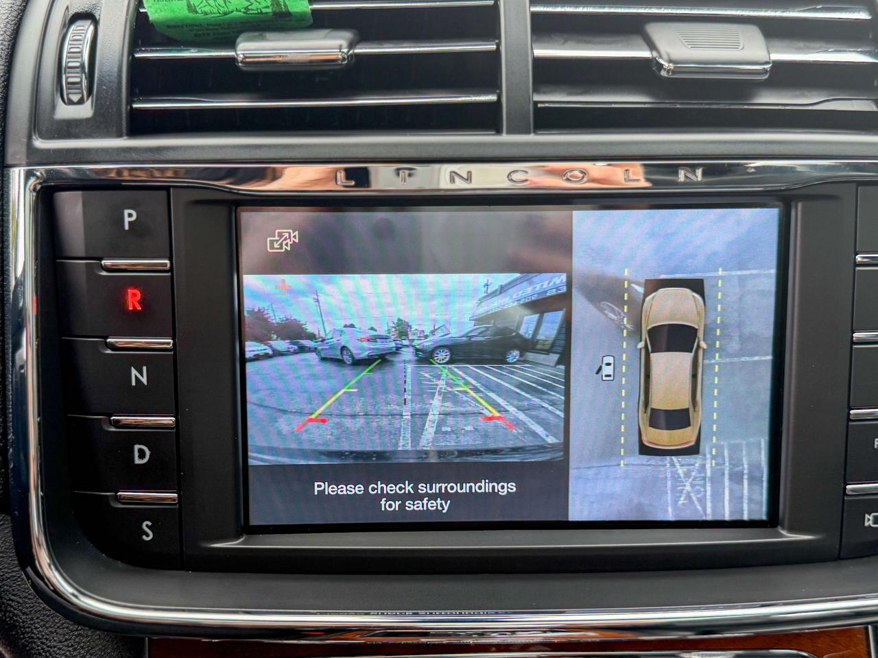 2017 Lincoln Continental Reserve/NAVI/BSM/REMOTE/360 CAMERA/PANO/LOW KM/3L Photo