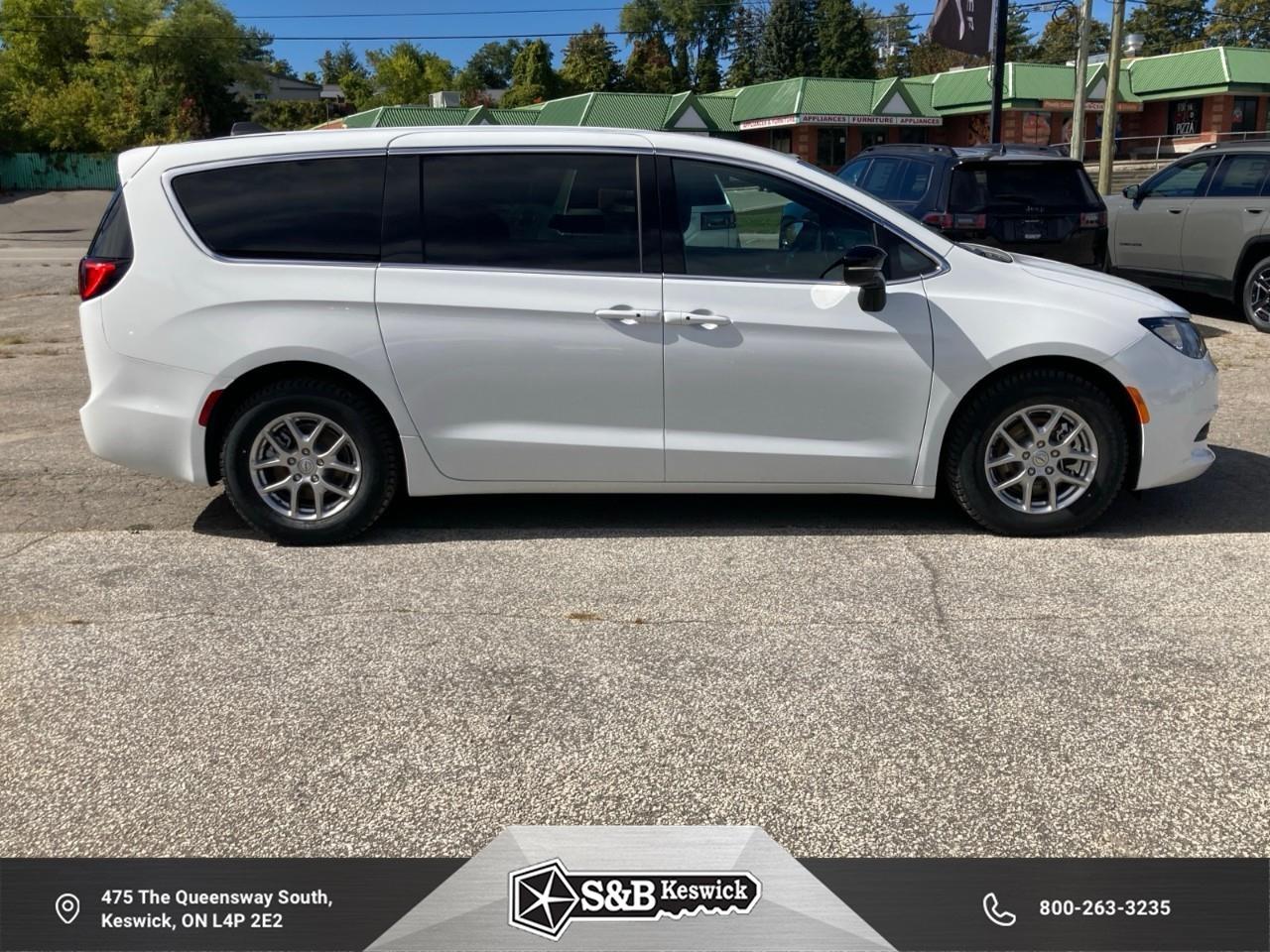2026 Chrysler Grand Caravan SXT Front-Wheel Drive Passenger Van Photo