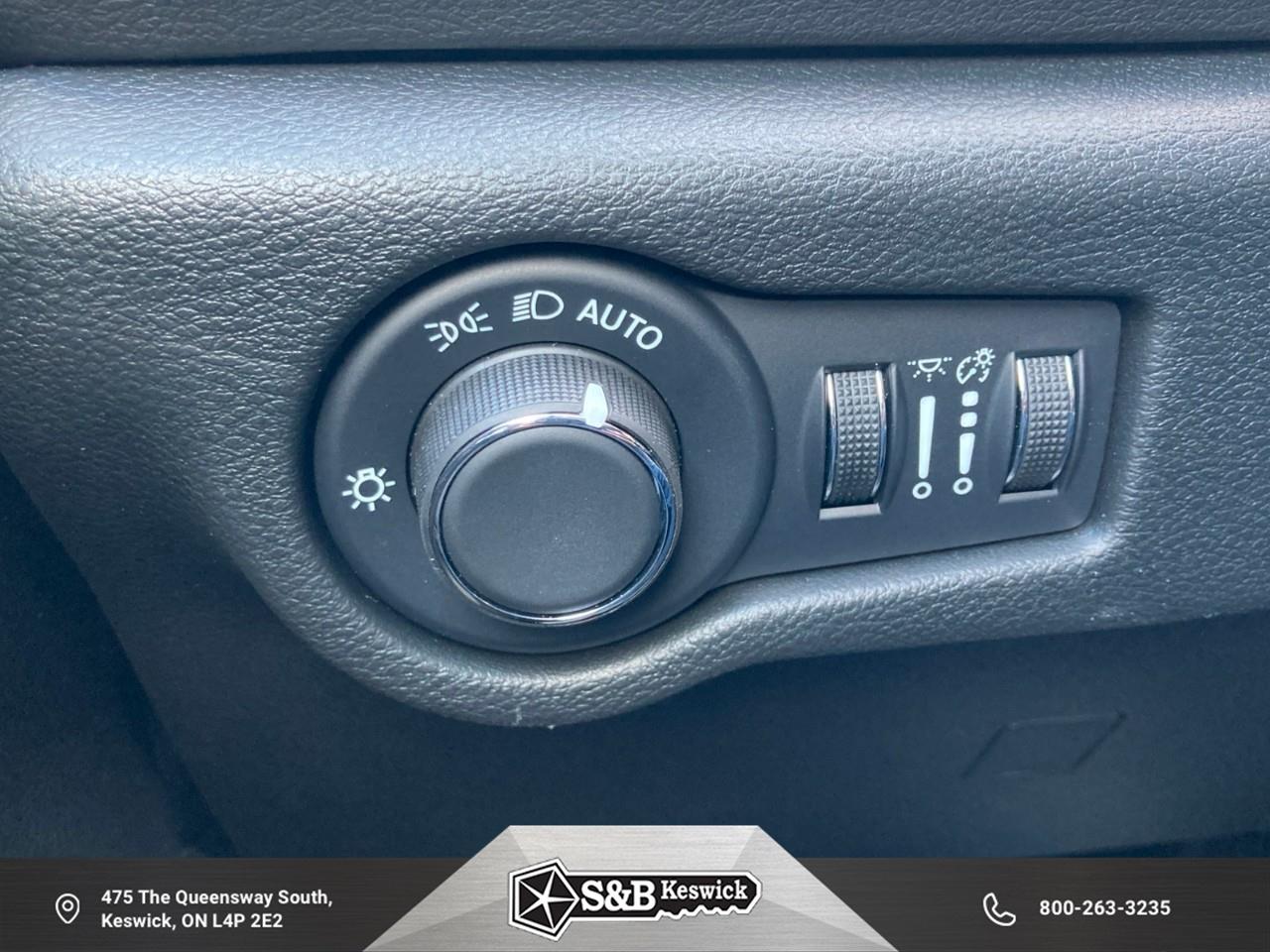 2026 Chrysler Grand Caravan SXT Front-Wheel Drive Passenger Van Photo