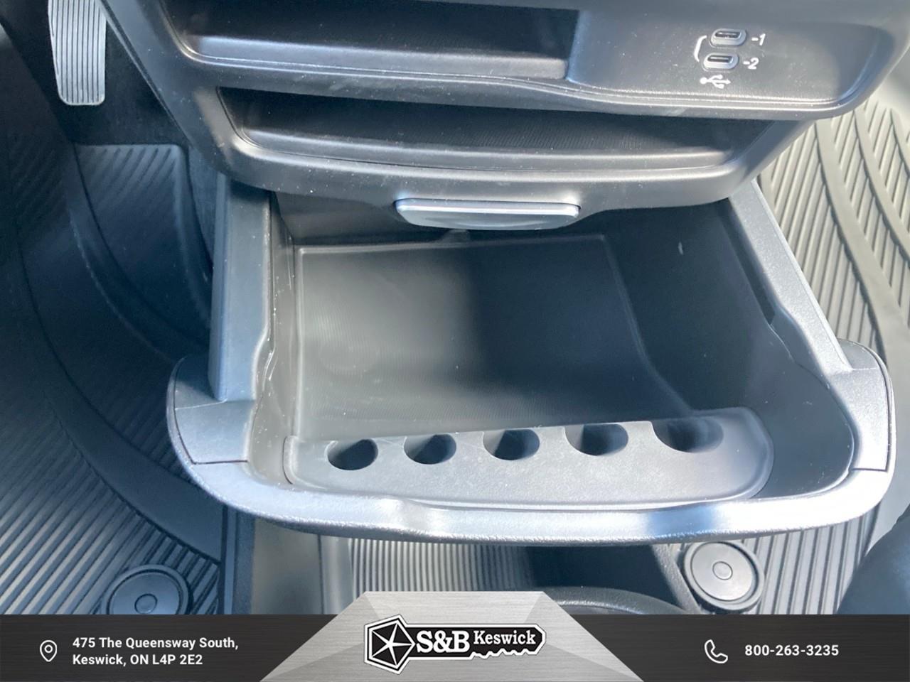 2026 Chrysler Grand Caravan SXT Front-Wheel Drive Passenger Van Photo
