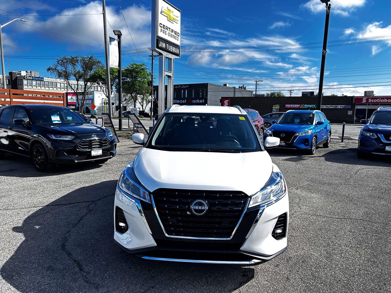 2024 Nissan Kicks SV Photo
