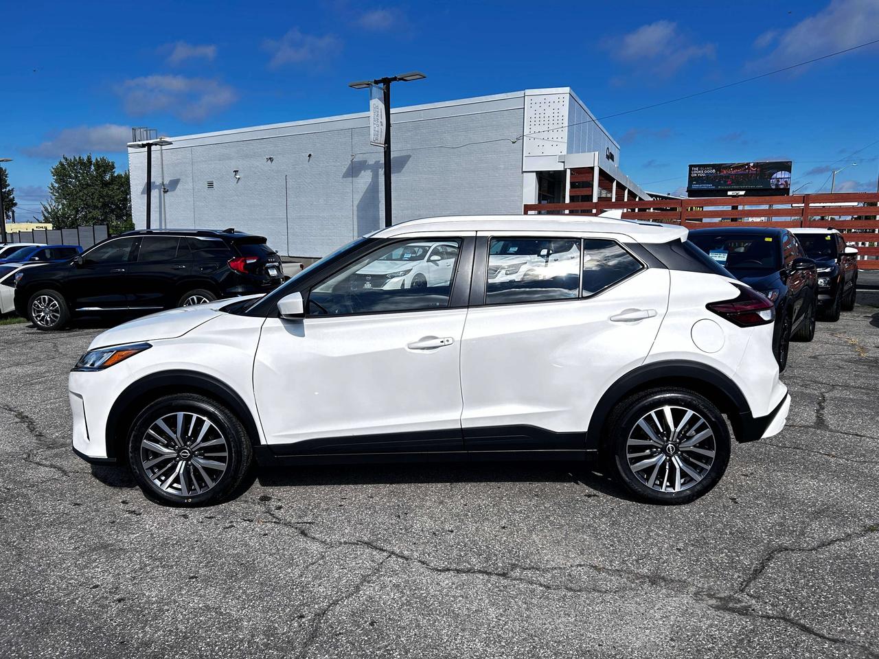 2024 Nissan Kicks SV Photo