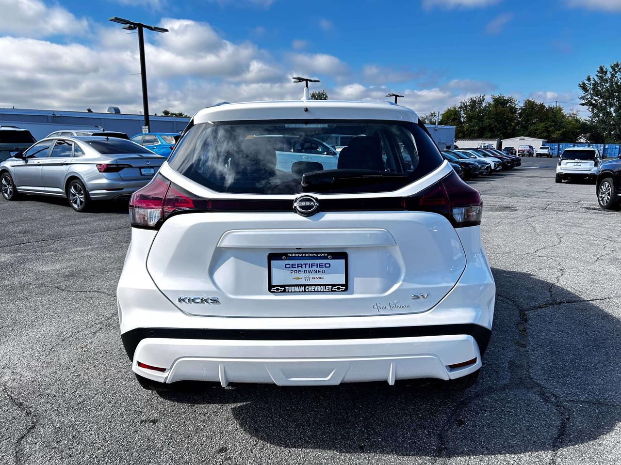 2024 Nissan Kicks SV Photo