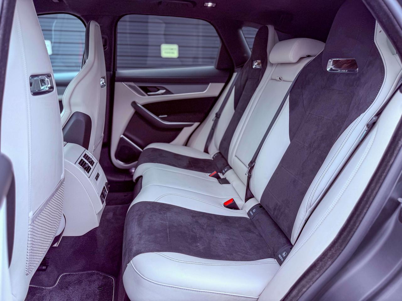 2024 Jaguar F-PACE SVR/NAVI/BSM/360 CAMERA/LOW KM/5L/1 OWNER Photo