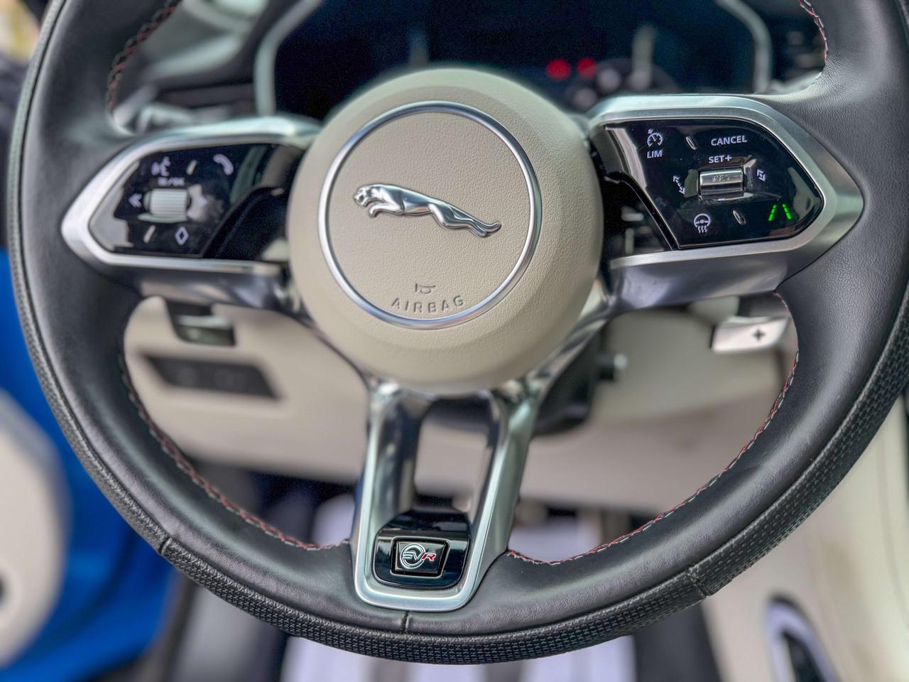 2024 Jaguar F-PACE SVR/NAVI/BSM/360 CAMERA/LOW KM/5L/1 OWNER Photo