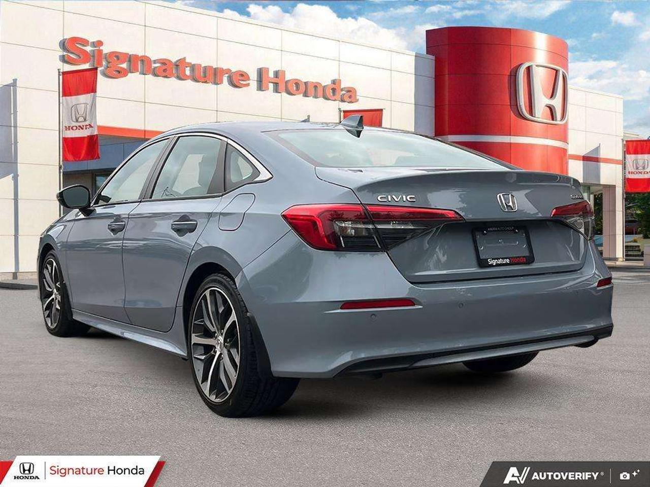 2024 Honda Civic Touring Photo