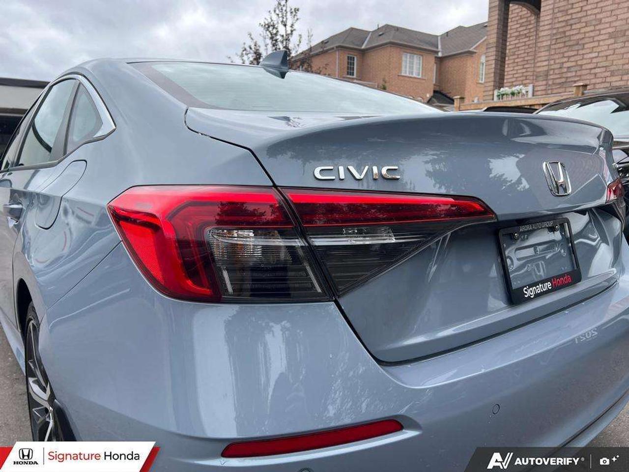 2024 Honda Civic Touring Photo