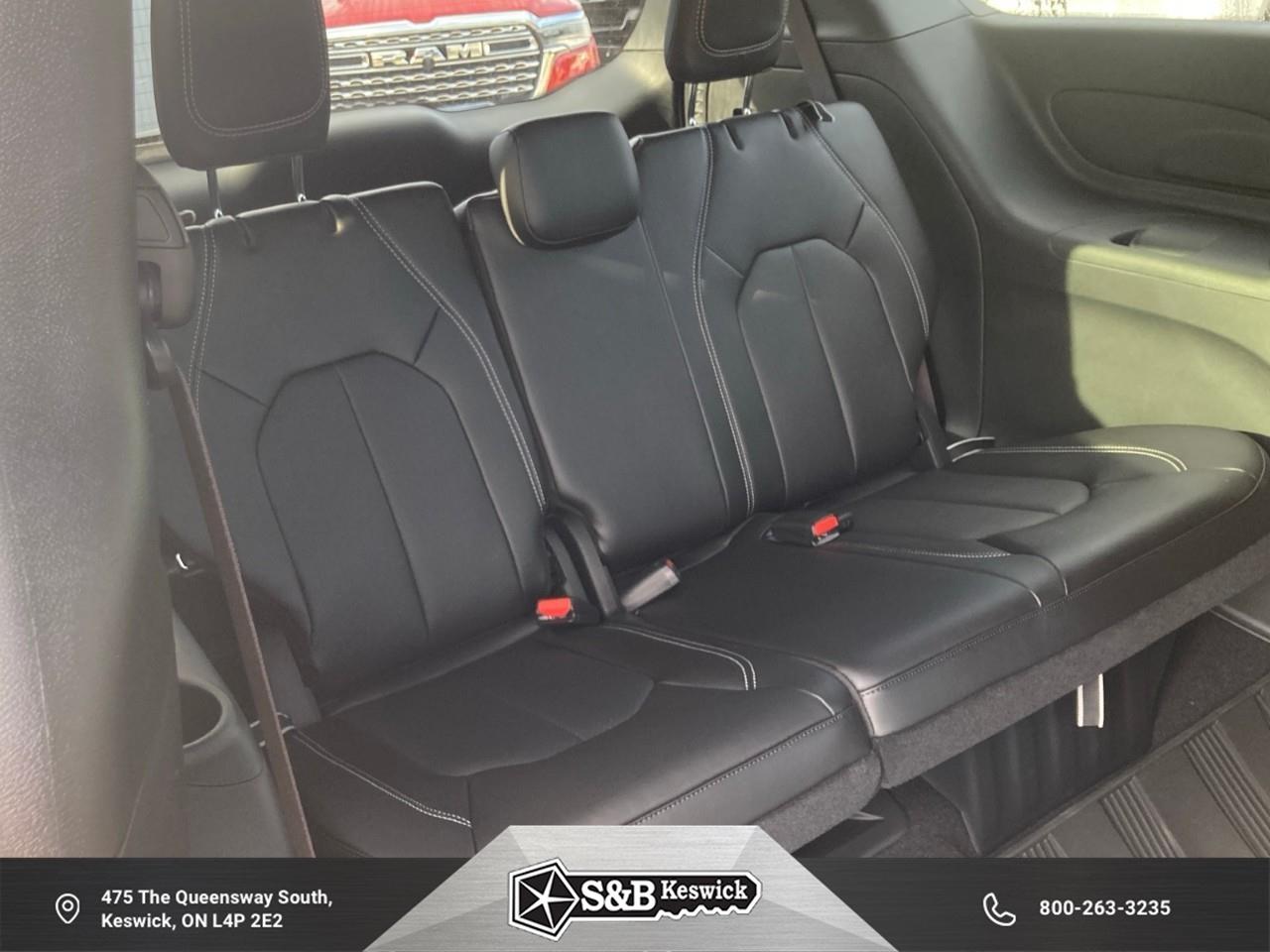 2026 Chrysler Grand Caravan SXT Front-Wheel Drive Passenger Van Photo