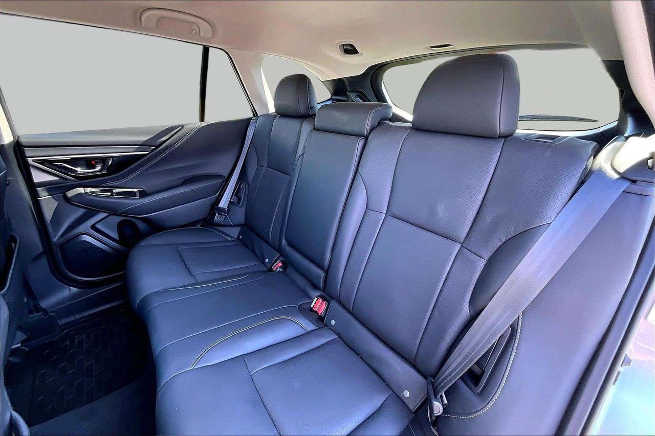2022 Subaru Outback Limited XT   AWD   Heated Seats   Navigation Photo