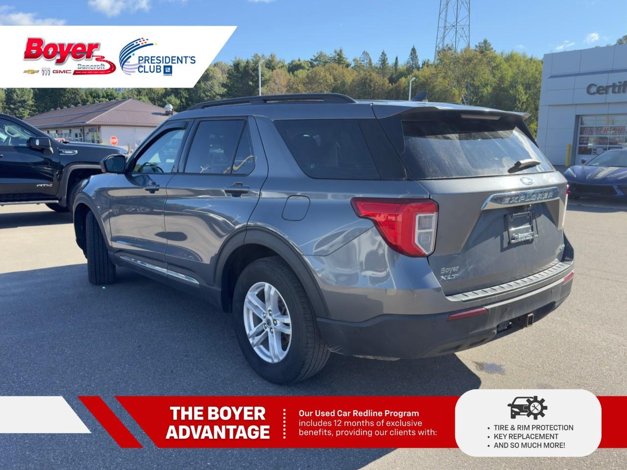 2021 Ford Explorer XLT 4WD Photo