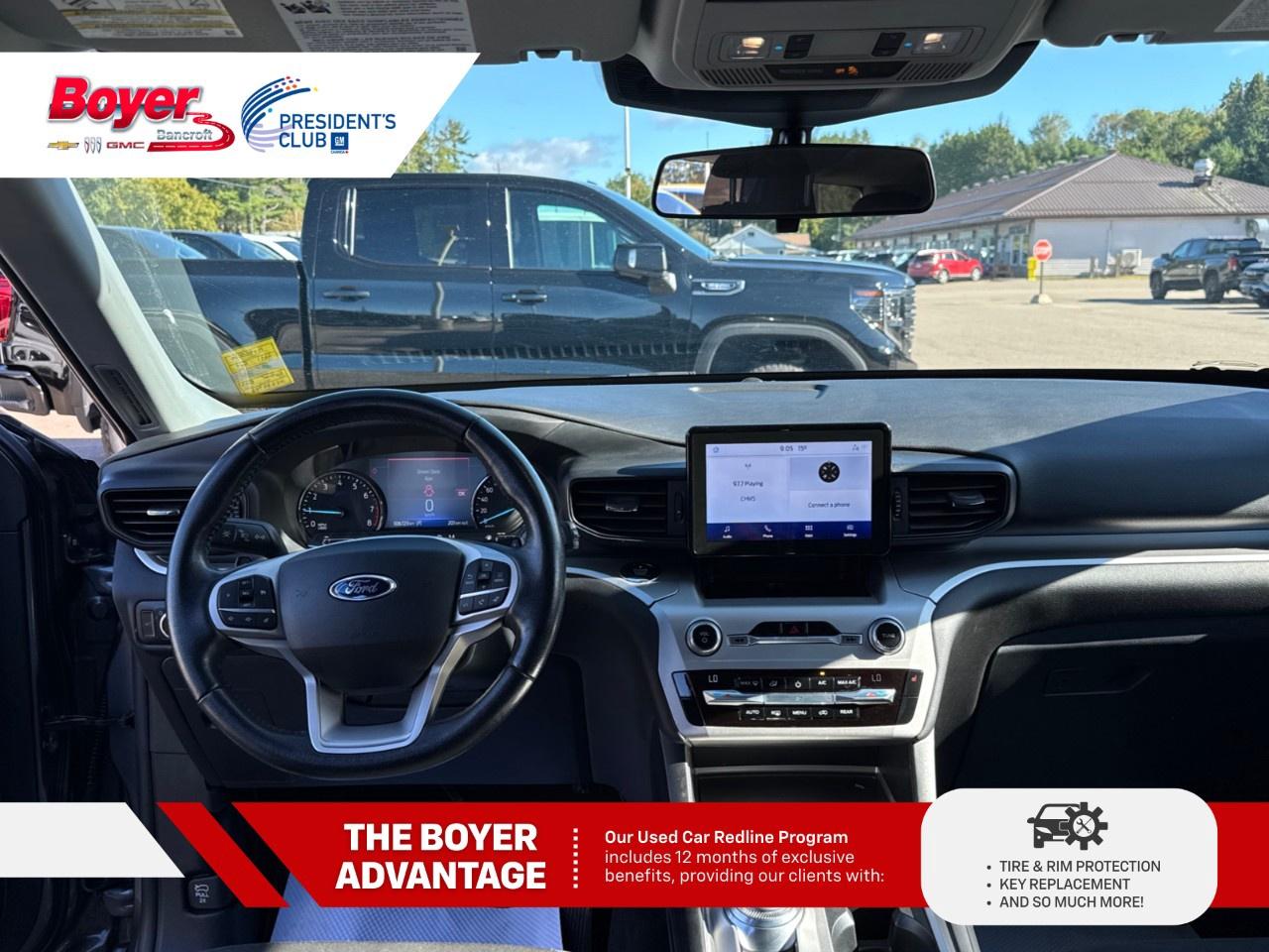 2021 Ford Explorer XLT 4WD Photo