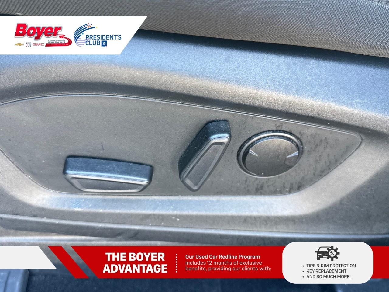 2021 Ford Explorer XLT 4WD Photo