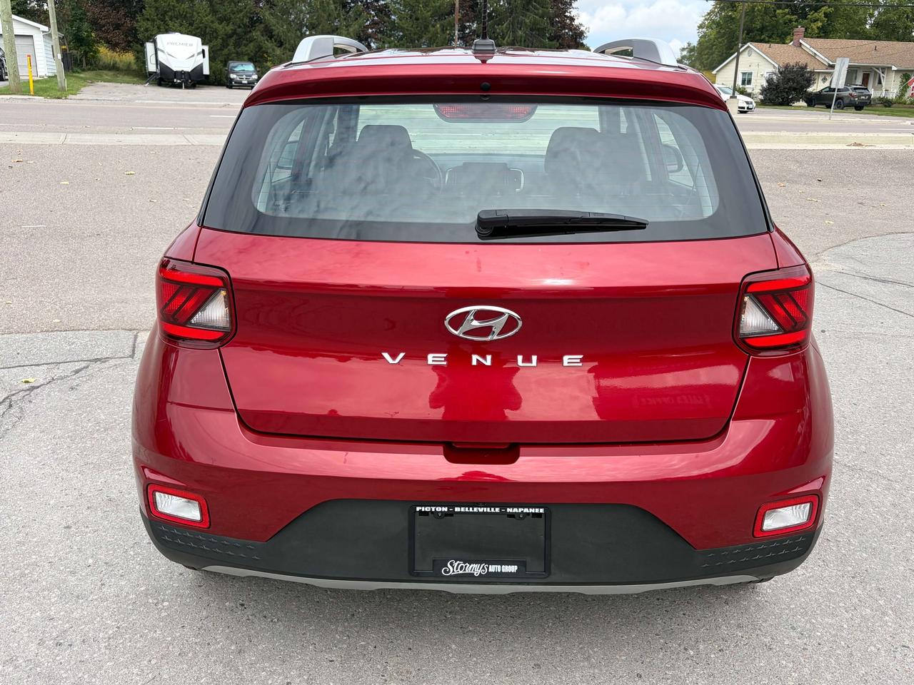 2024 Hyundai Venue PREFERRED/HEATED SEATS/BACK UP CAM/CALL BELLEVILLE Photo3