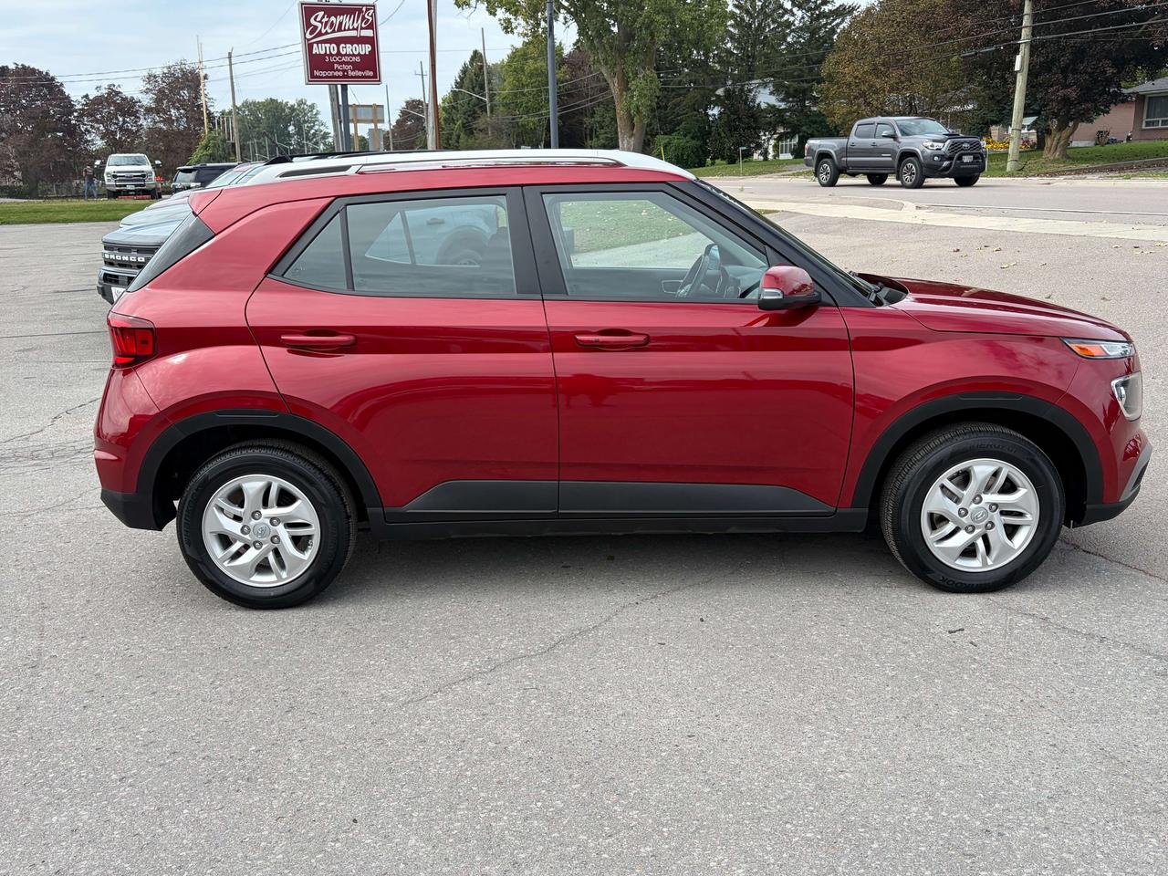 2024 Hyundai Venue PREFERRED/HEATED SEATS/BACK UP CAM/CALL BELLEVILLE Photo