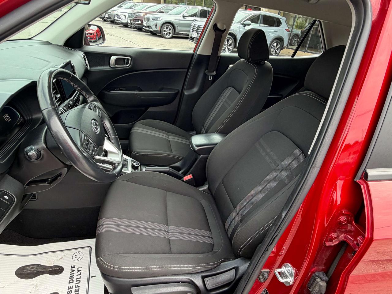 2024 Hyundai Venue PREFERRED/HEATED SEATS/BACK UP CAM/CALL BELLEVILLE Photo