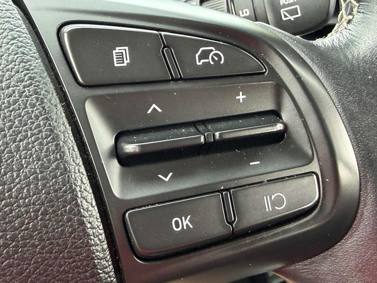 2024 Hyundai Venue PREFERRED/HEATED SEATS/BACK UP CAM/CALL BELLEVILLE Photo