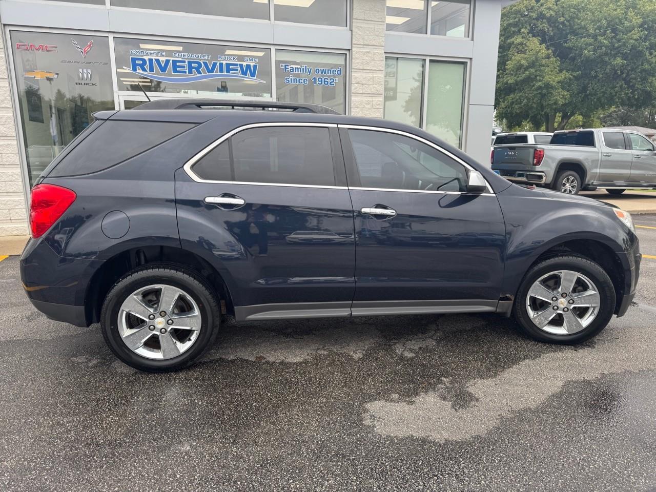 2015 Chevrolet Equinox LT 2LT Front-Wheel Drive Photo1