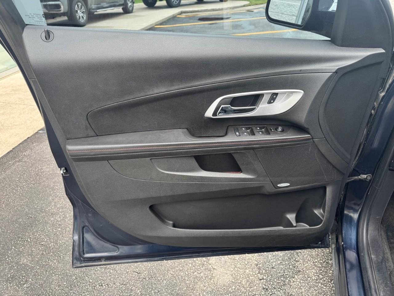 2015 Chevrolet Equinox LT 2LT Front-Wheel Drive Photo