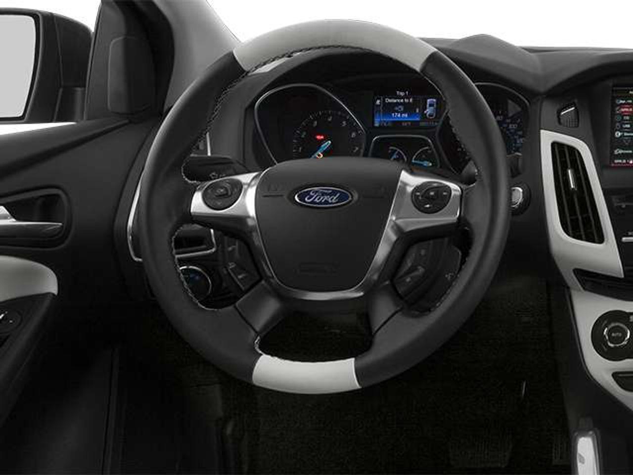 2014 Ford Focus focus Photo