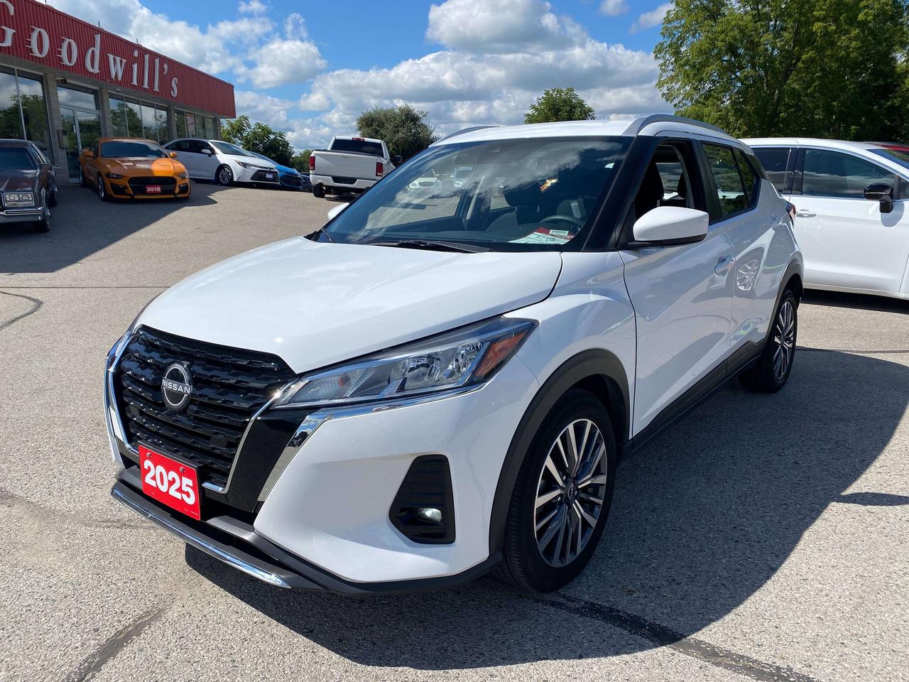2025 Nissan Kicks SV, REMOTE START, BALANCE OF FACTORY WARRANTY! Photo