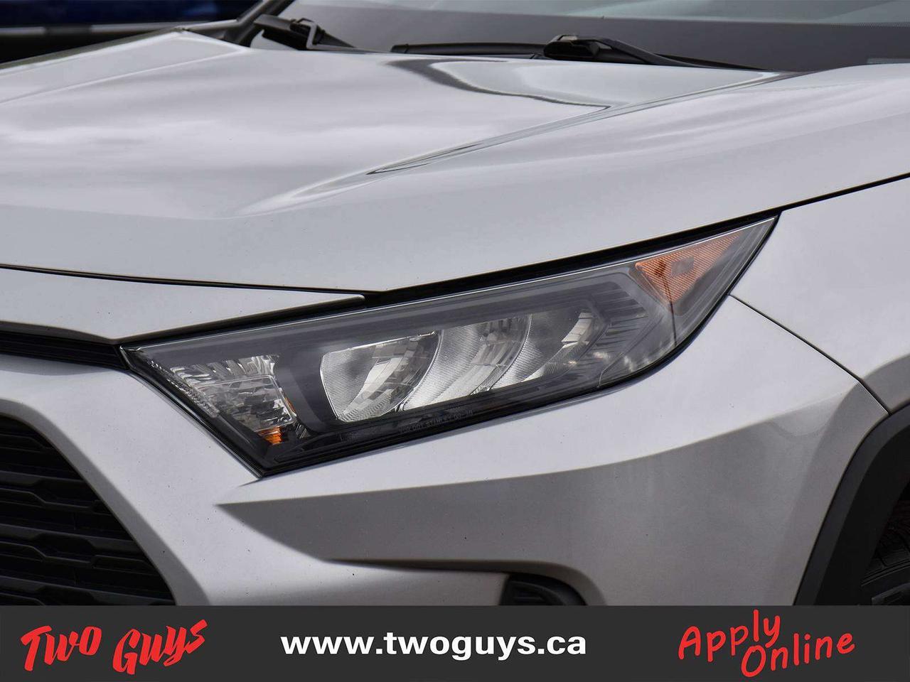 2021 Toyota RAV4 LE AWD BACK UP CAMERA Photo