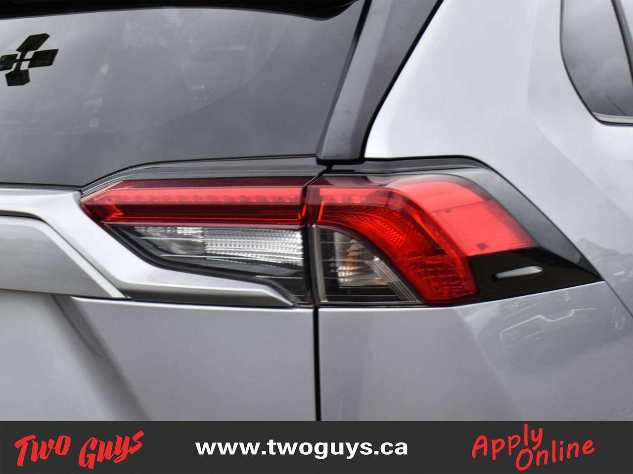 2021 Toyota RAV4 LE AWD BACK UP CAMERA Photo