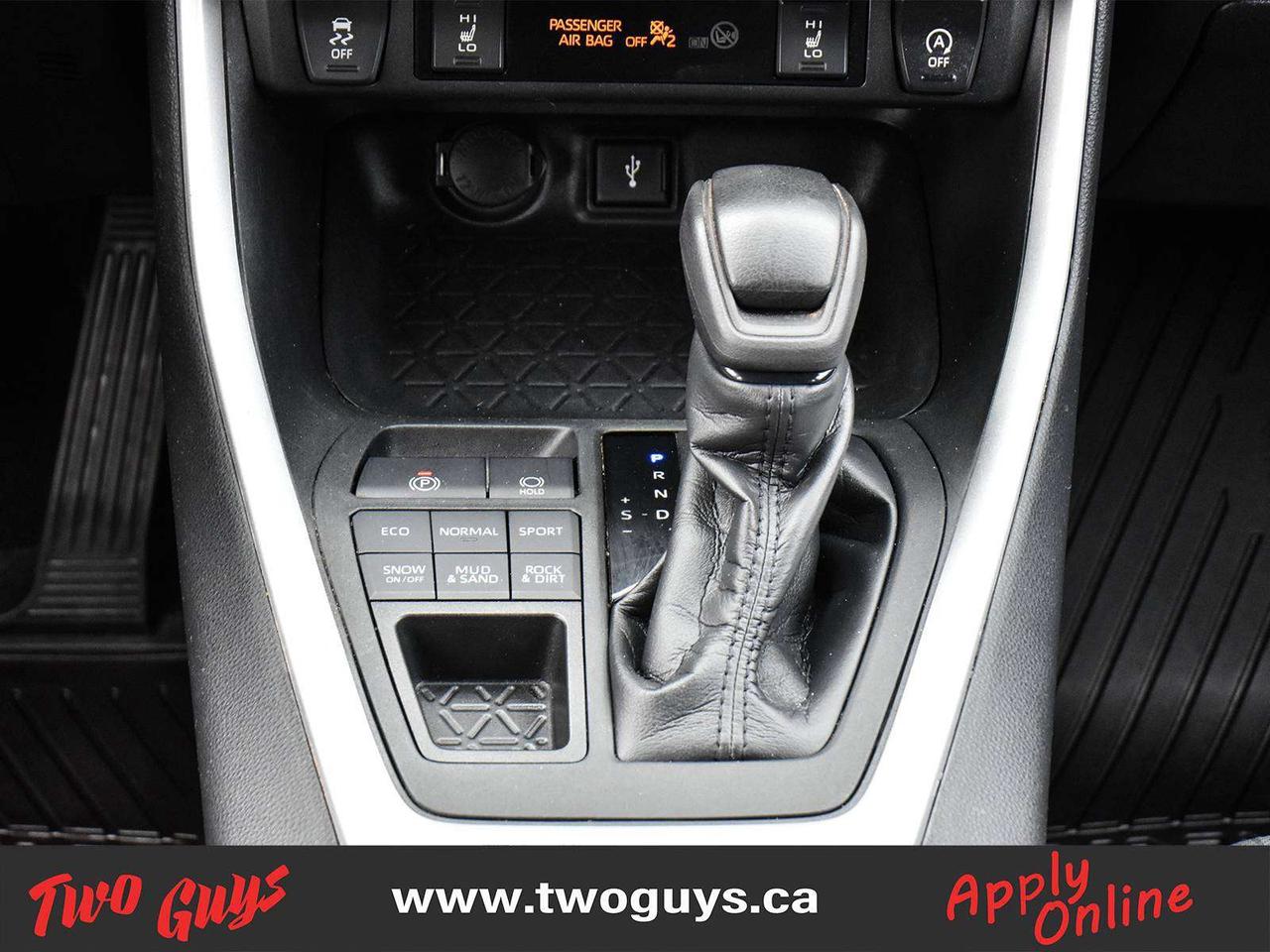 2021 Toyota RAV4 LE AWD BACK UP CAMERA Photo