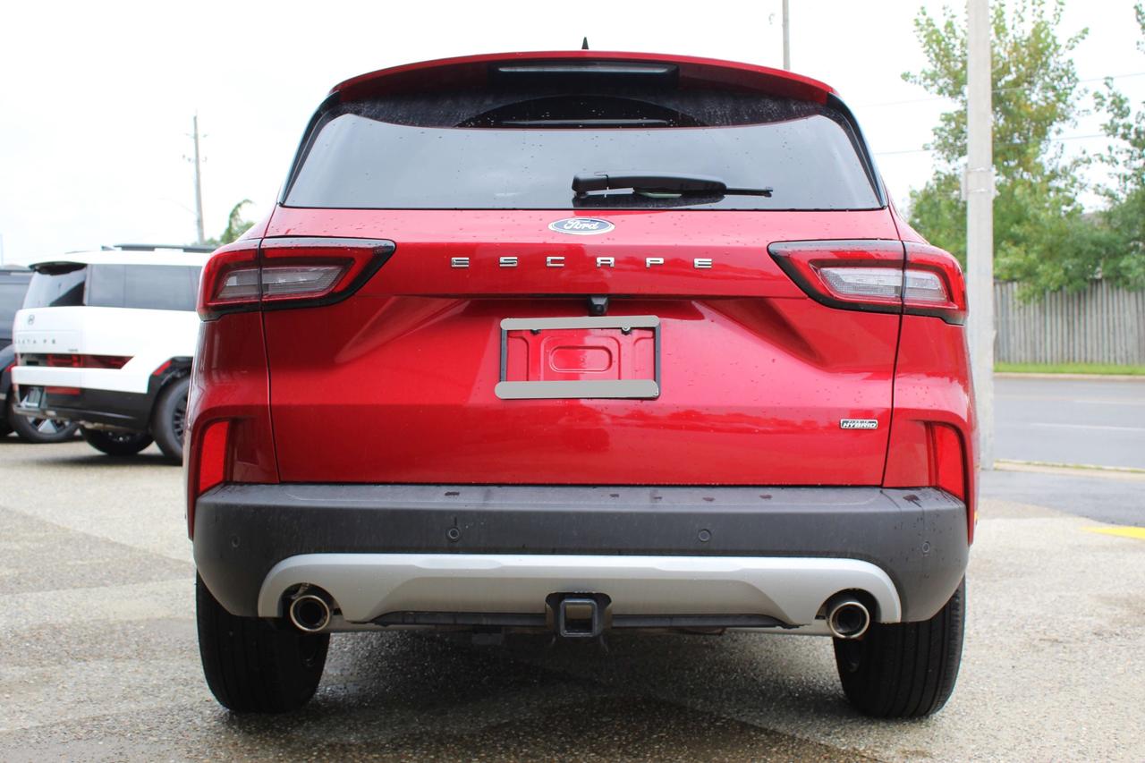 2024 Ford Escape PHEV Photo
