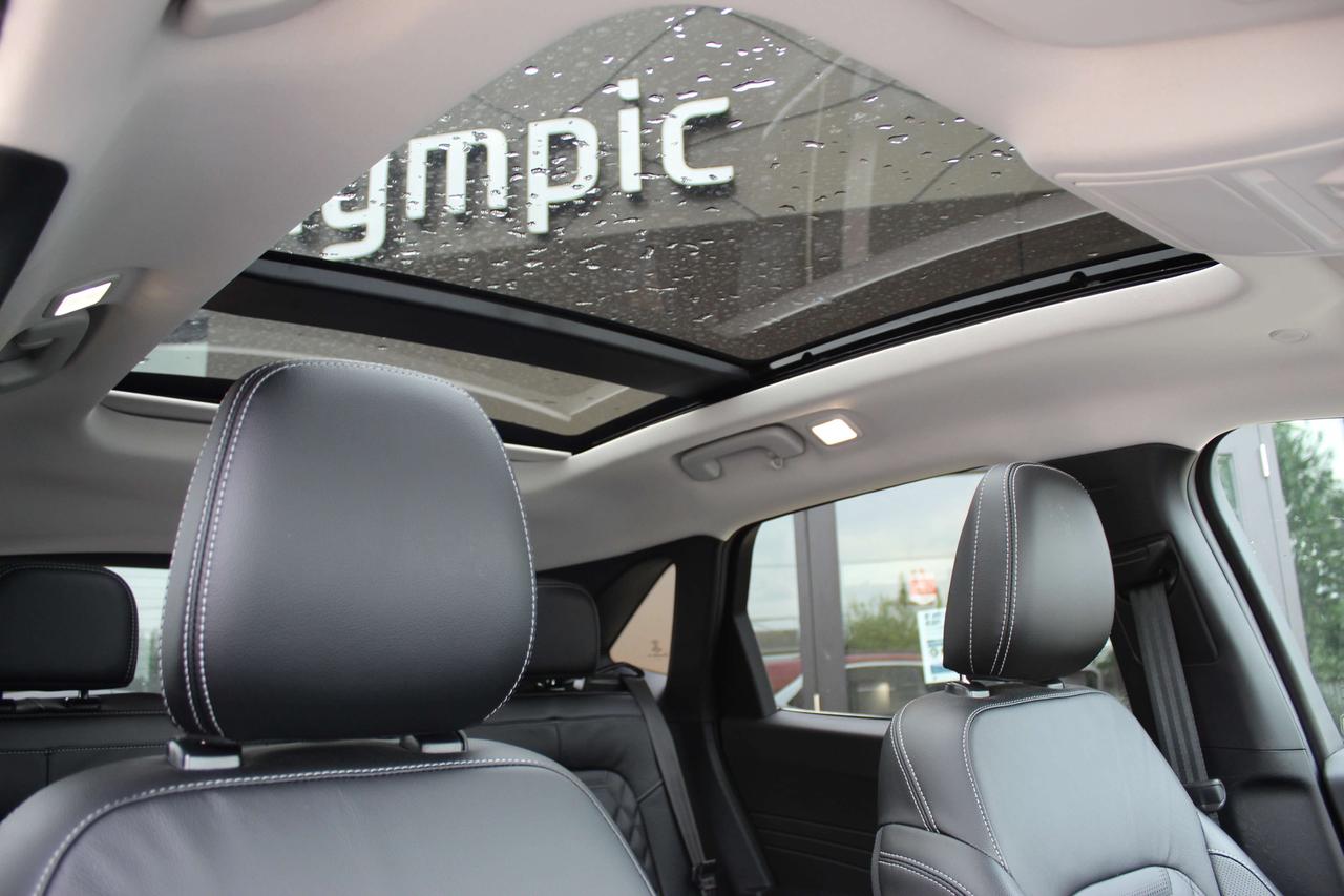 2024 Ford Escape PHEV Photo