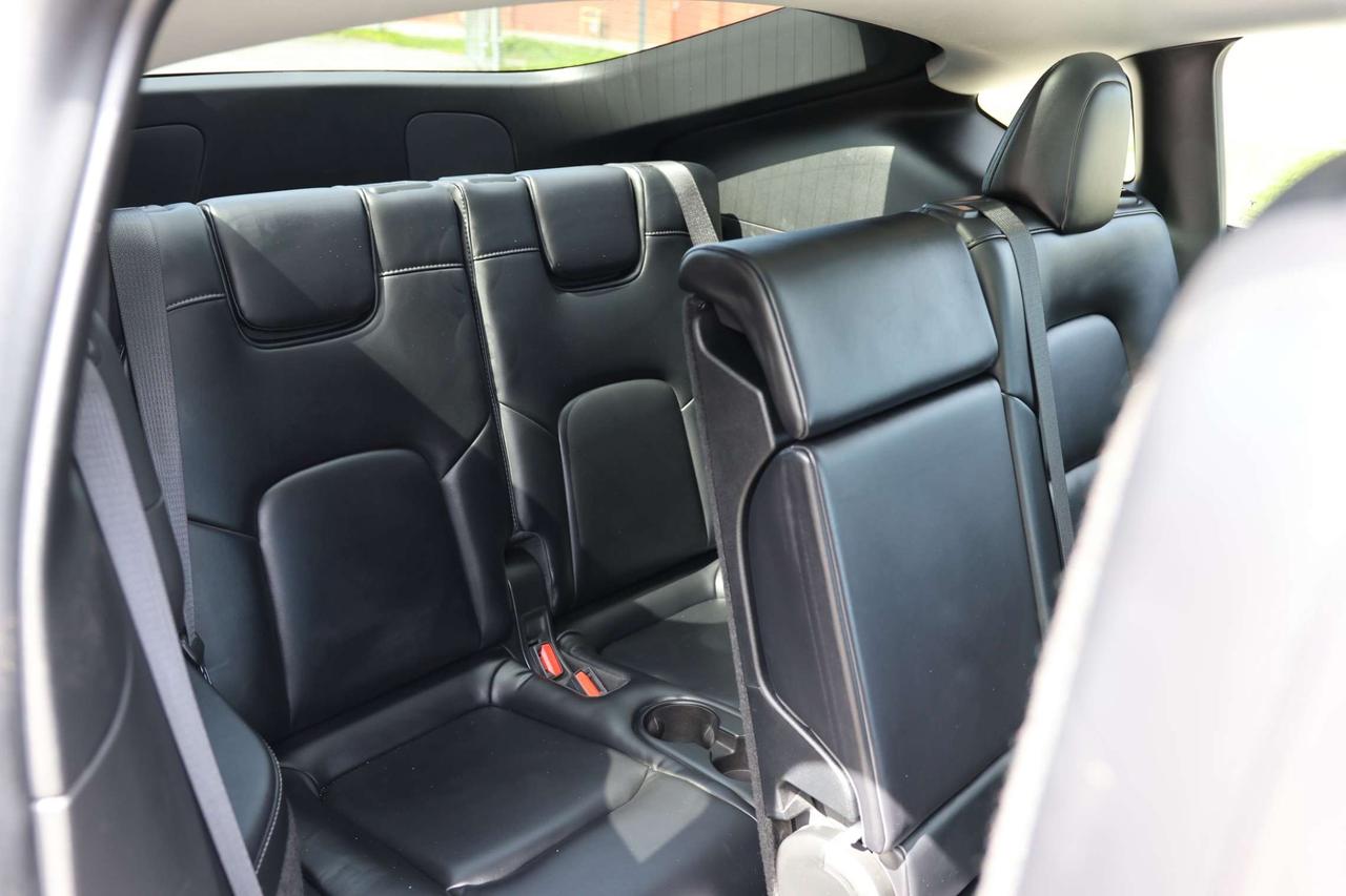 2022 Tesla Model Y LONG RANGE-DUAL MOTOR-AWD-7PASS/AUTOPILOT/DRIVER ASSIST/STANDARD CONNECTIVITY/HEATED SEATS & STEERING/DASHCAM/KEYLESS Photo