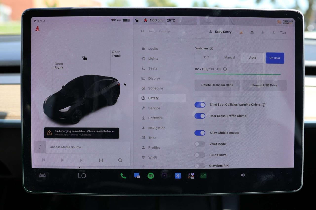 2022 Tesla Model Y LONG RANGE-DUAL MOTOR-AWD-7PASS/AUTOPILOT/DRIVER ASSIST/STANDARD CONNECTIVITY/HEATED SEATS & STEERING/DASHCAM/KEYLESS Photo