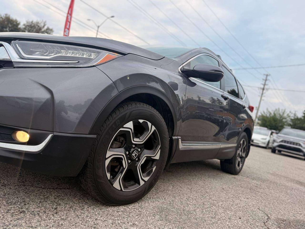 2017 Honda CR-V AWD 5dr Touring Photo
