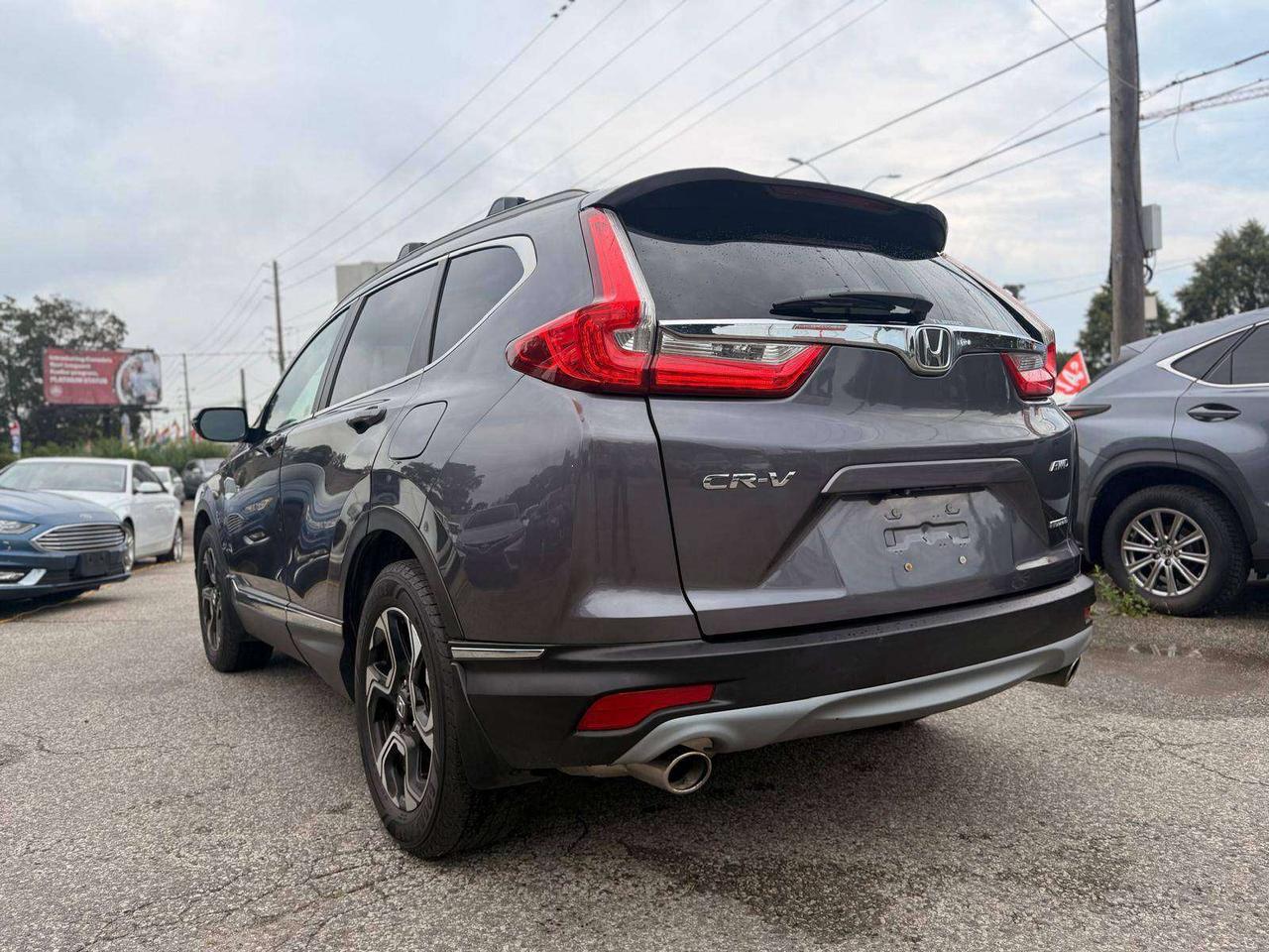 2017 Honda CR-V AWD 5dr Touring Photo