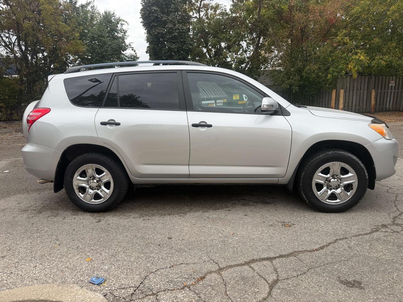 2009 Toyota RAV4 Base !! A/W/D !!! ONLY 160095 KMS !!! CERTIFIED !! Photo