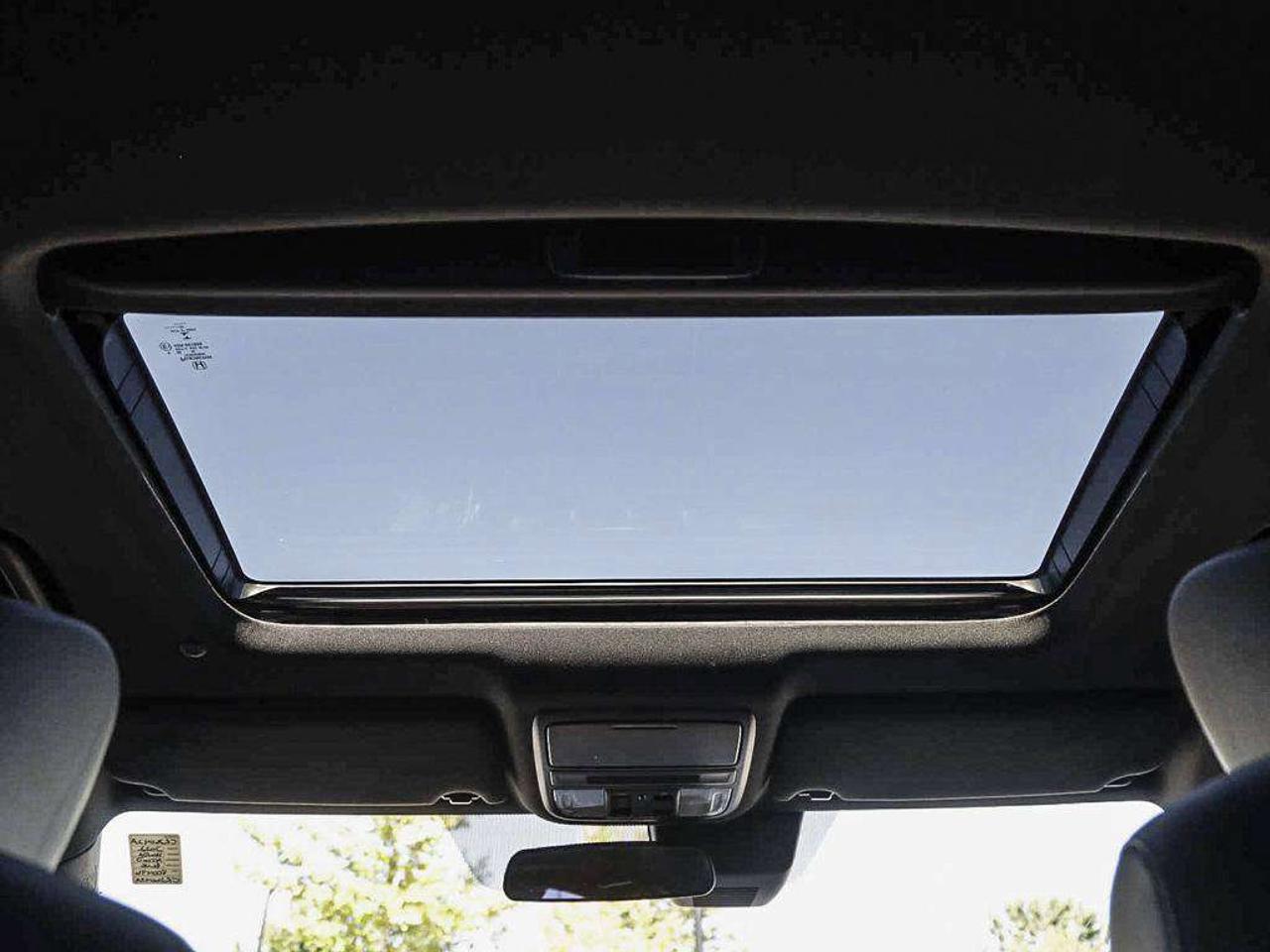 2022 Honda Accord Sport 2.0   Lather   Sunroof   Push Button   Heated Seats Photo