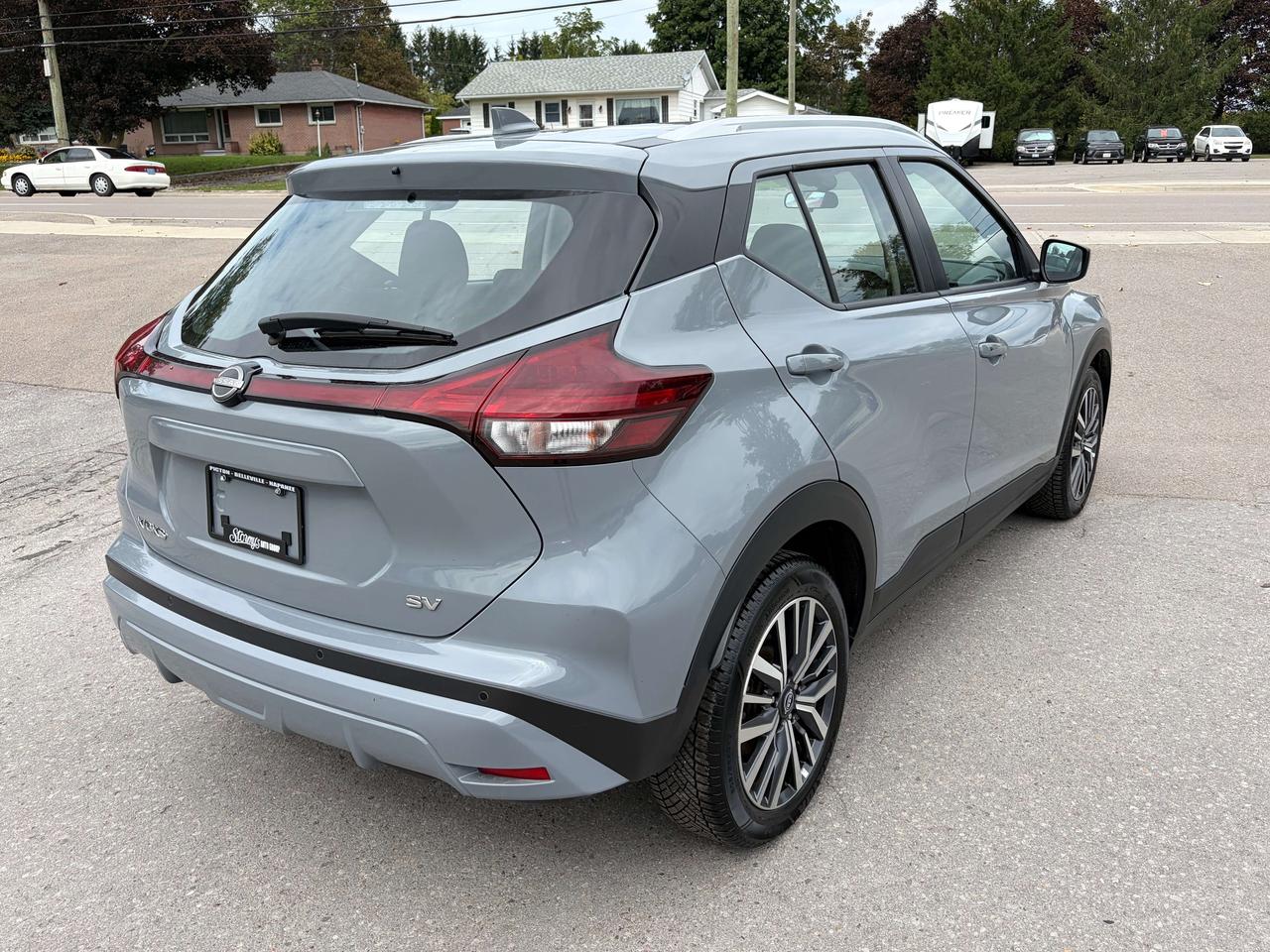 2024 Nissan Kicks SV/HEATED SEATS/BACK UP CAM/CALL PICTON Photo