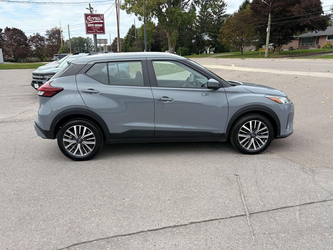 2024 Nissan Kicks SV/HEATED SEATS/BACK UP CAM/CALL PICTON Photo