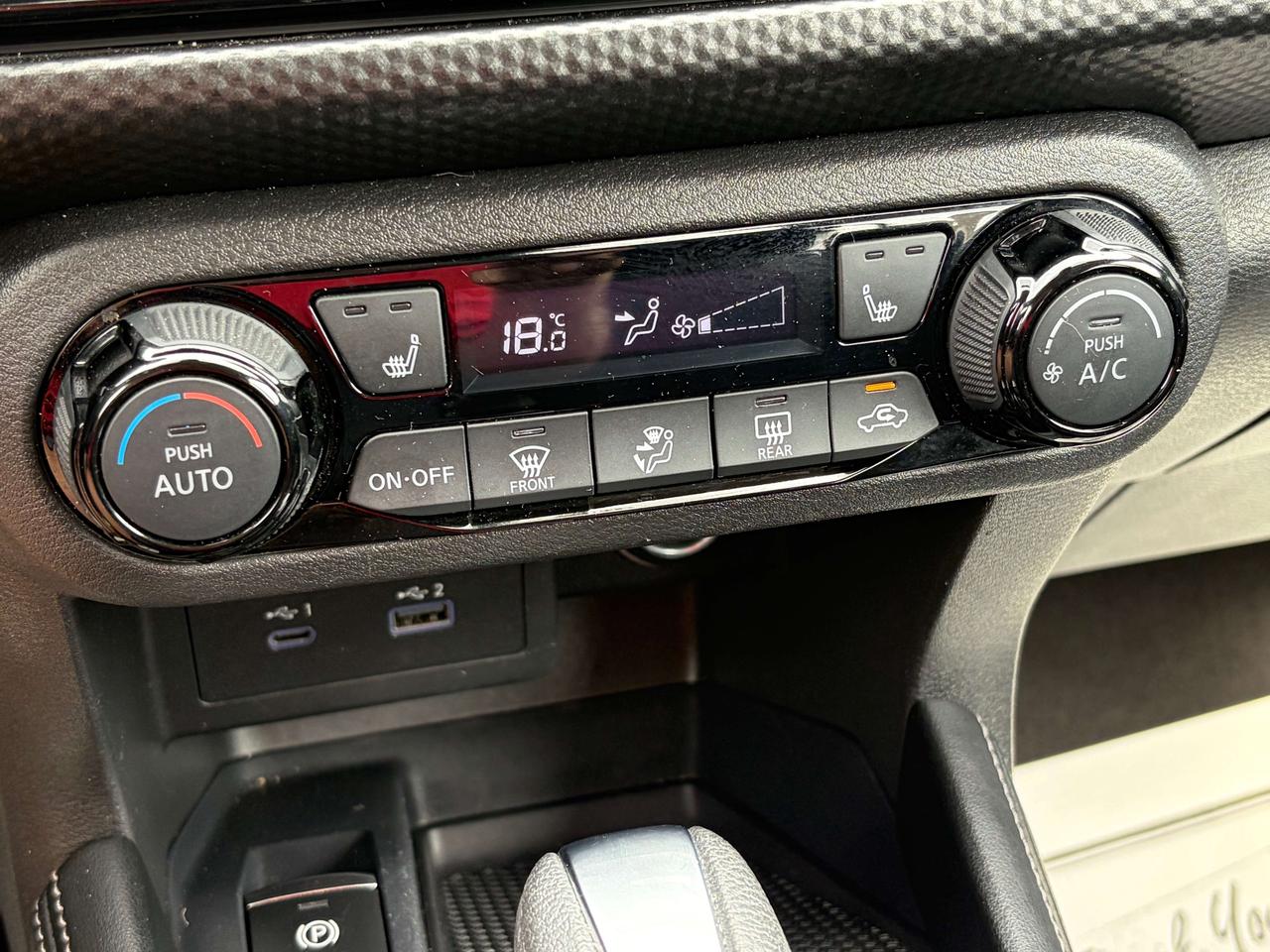 2024 Nissan Kicks SV/HEATED SEATS/BACK UP CAM/CALL PICTON Photo