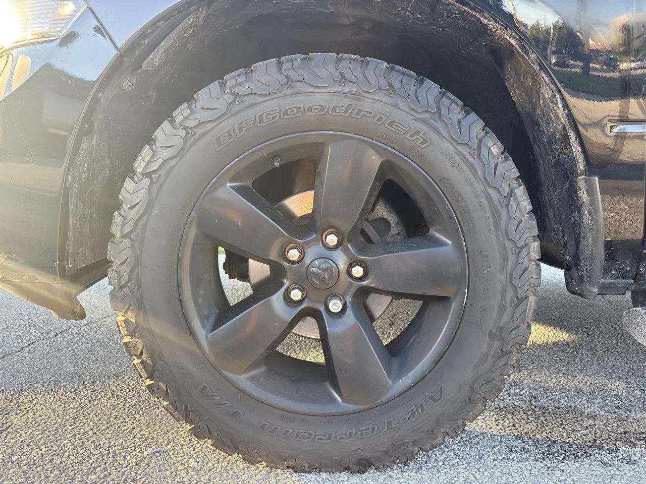 2021 RAM 1500 Express 5.7L V8 Photo