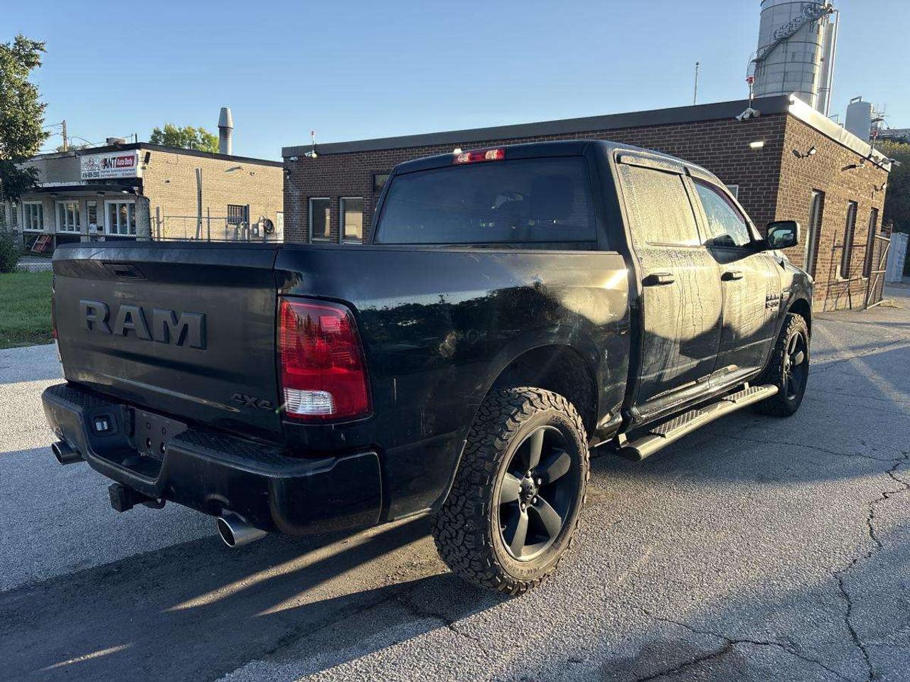 2021 RAM 1500 Express 5.7L V8 Photo