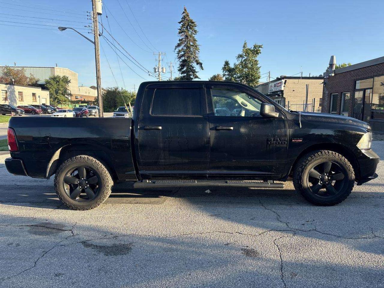 2021 RAM 1500 Express 5.7L V8 Photo