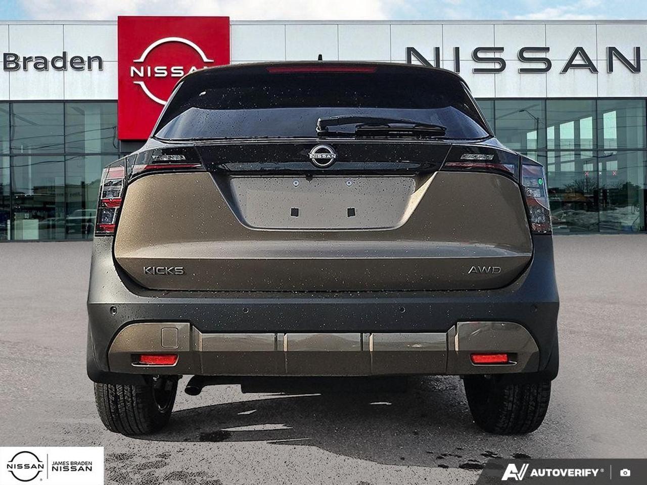2027 Nissan Kicks SR Premium AWD Photo