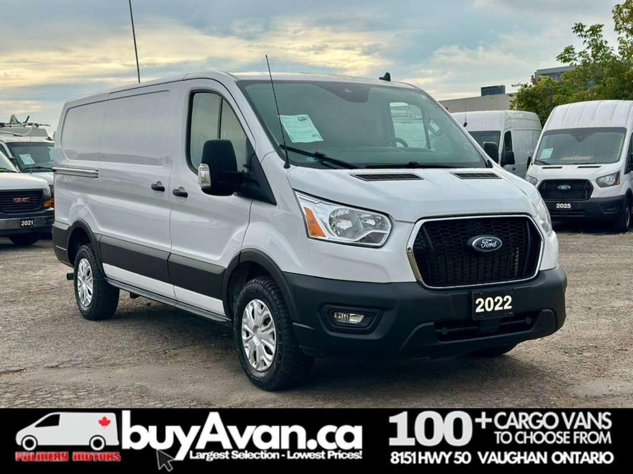 2022 Ford Transit T-250 130WB Low Roof + Divider Shelves Photo