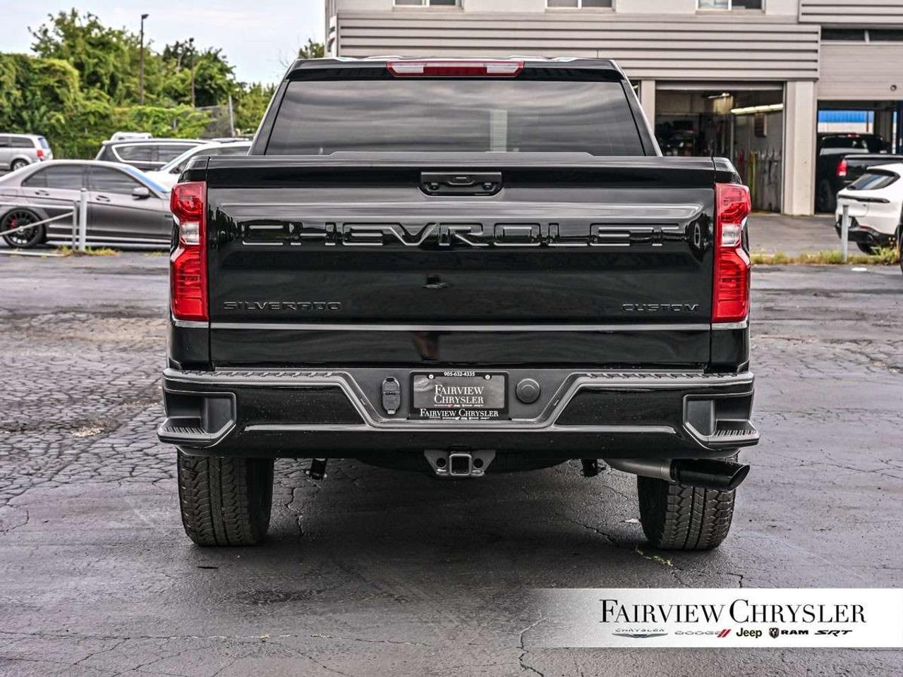 2026 Chevrolet Silverado 1500 Crew Cab Short Box 4-Wheel Drive Custom BLACKOUT PKG   REMOTE START   TOW PKG   ALL TERAIN TIRES   CARPLAY Photo