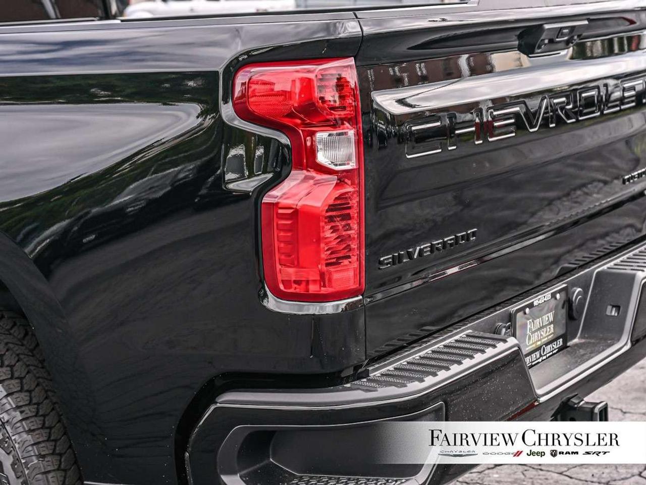 2026 Chevrolet Silverado 1500 Crew Cab Short Box 4-Wheel Drive Custom BLACKOUT PKG   REMOTE START   TOW PKG   ALL TERAIN TIRES   CARPLAY Photo