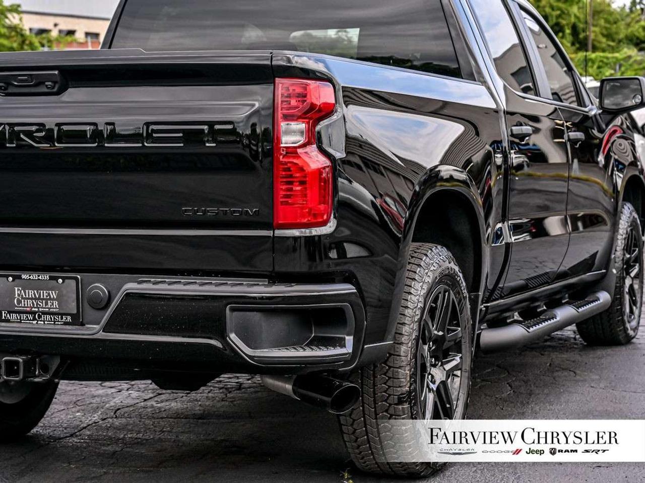 2026 Chevrolet Silverado 1500 Crew Cab Short Box 4-Wheel Drive Custom BLACKOUT PKG   REMOTE START   TOW PKG   ALL TERAIN TIRES   CARPLAY Photo