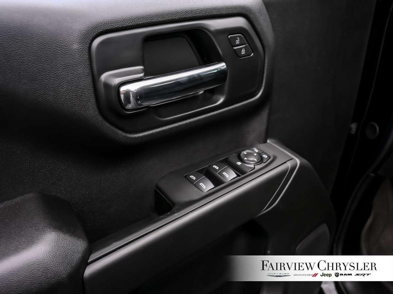 2026 Chevrolet Silverado 1500 Crew Cab Short Box 4-Wheel Drive Custom BLACKOUT PKG   REMOTE START   TOW PKG   ALL TERAIN TIRES   CARPLAY Photo